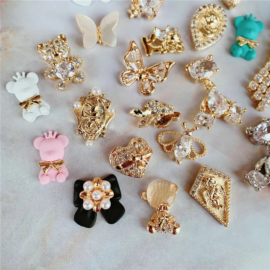 10pcs Luxury Bear Butterfly Eros Alloy Nail Art Zircon Pearl Crystal Metal Manicure Nails Accesorios Supplies Decorations Charms